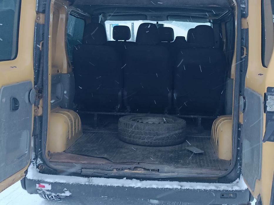 Продам Рено трафик. 1.9 дизель. Грузо пассажир.