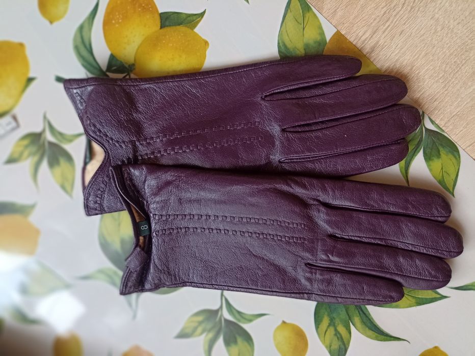 Rękawiczki damskie fiolet paihong 8 eko skóra futerko w środku