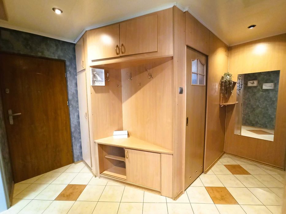M3 - 44 m² | 2 niezależne pokoje | balkon z widokiem na zieleń | c.o. miejskie | Zabrze Centrum Południe - blisko DTŚ, A4, A1 - Widok 4