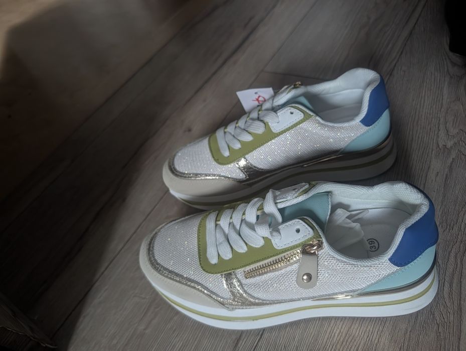 Buty z Flyfoz nie używane