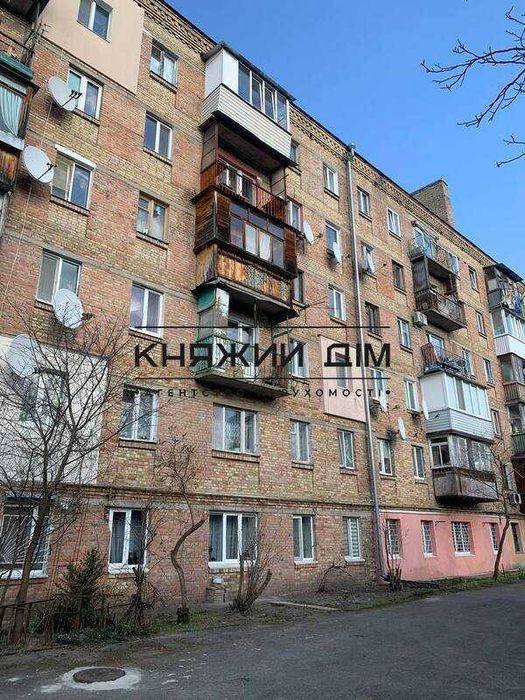 ПРОДАЖ БЕЗ КОМІСїї 2к квартира Пуща-Водиця вул І.Жиленко 9 код21147426