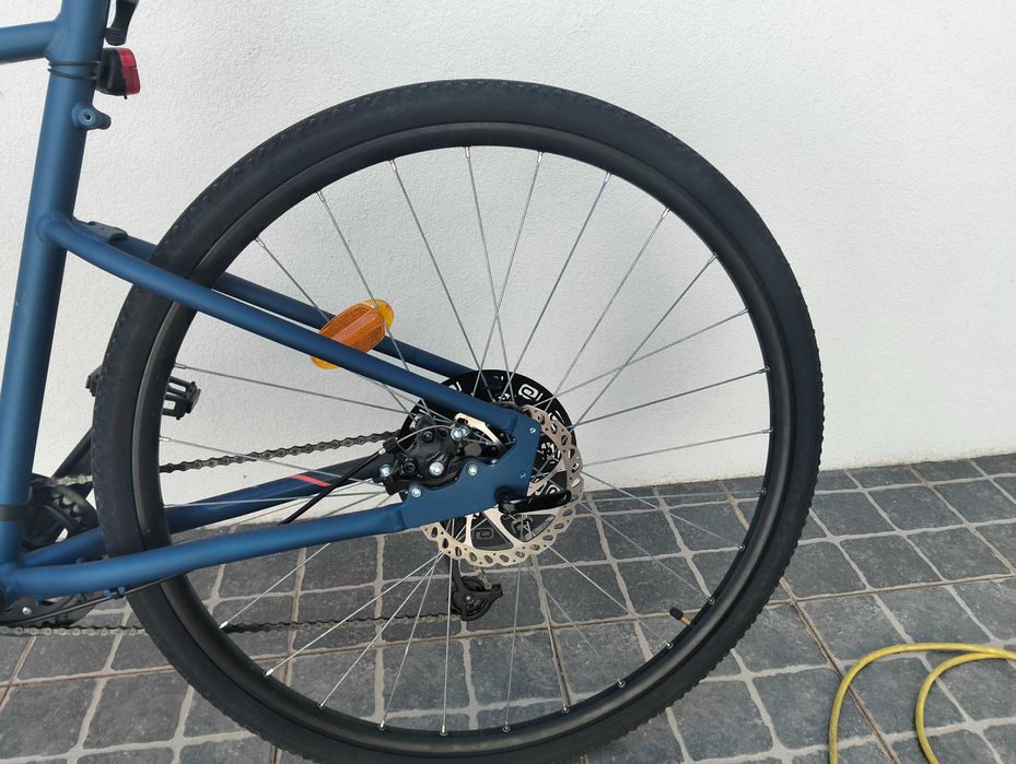 Bicicleta de estrada Btwin como nova