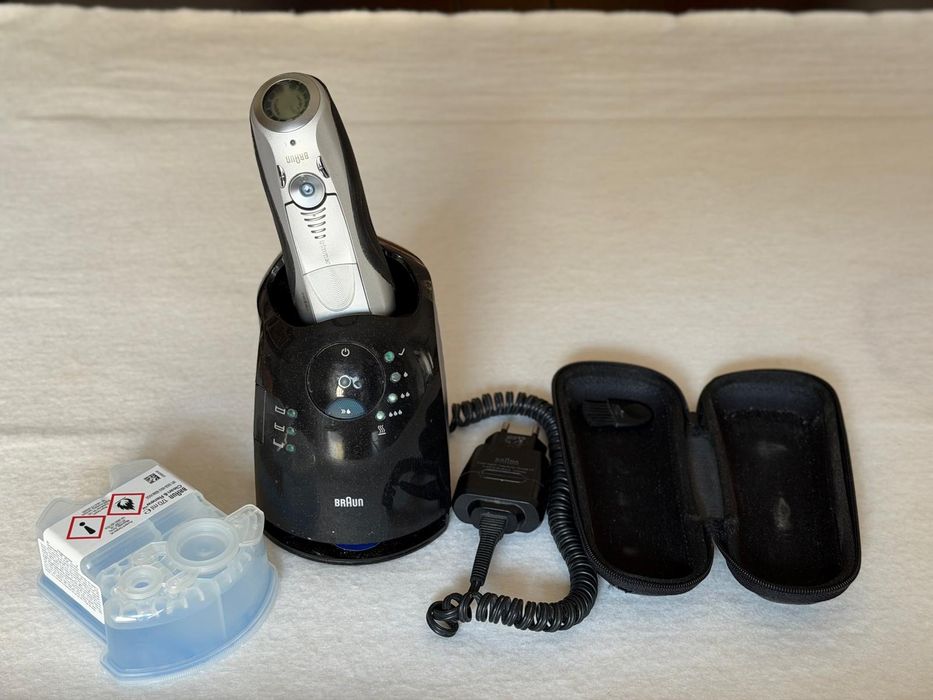 Máquina de barbear Braun series 7 799cc-7