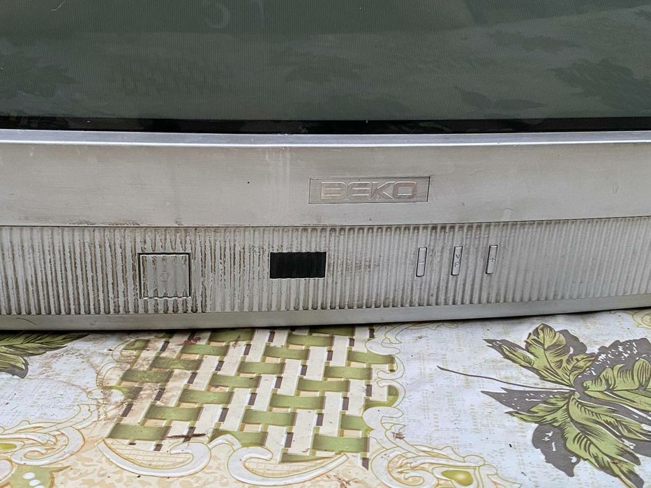 Телевизор старый BEKO