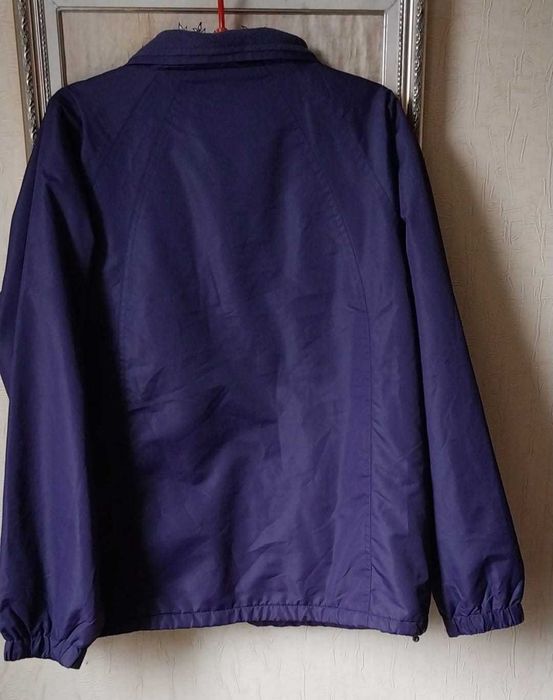 Жіноча вітровка на флісі