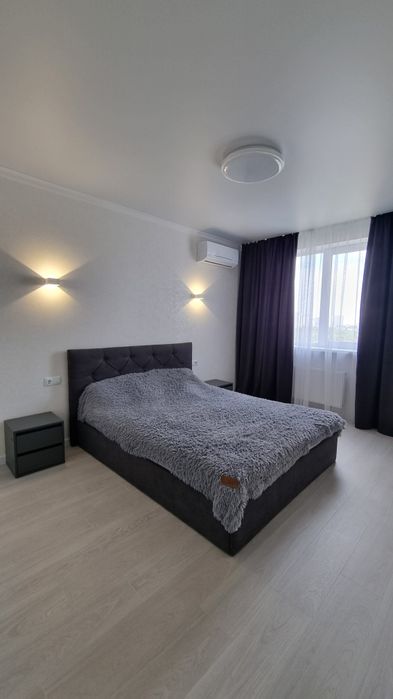 Сдам посуточно 1 комнатную квартиру на Черемушках/ЖД/ Малиновского.