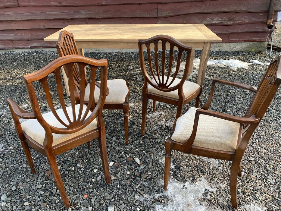 Krzesla stylowe eleganckie z podłokietnikami