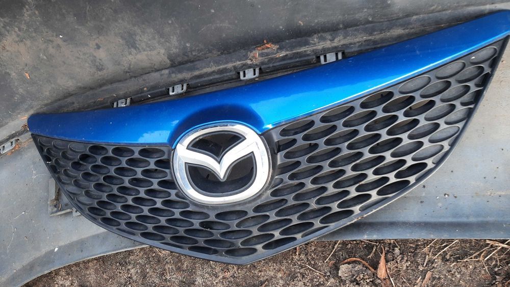 gril atrapa chłodnicy Mazda 3 02-07r