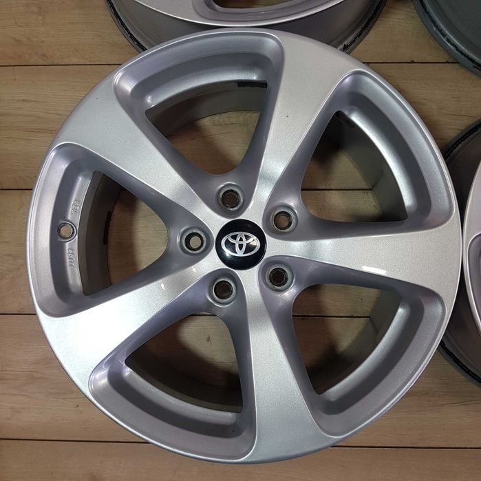 Диски Toyota R17 5x114 Camry Corolla Avalon RAV4 Prius Suzuki Lexus GS