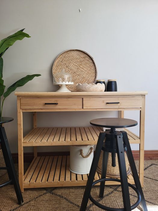 aparador, mesa, ilha, consola  louceiro balcão, bancos altos, rustico