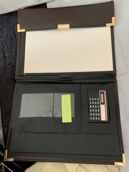 Pasta de documento em pele
