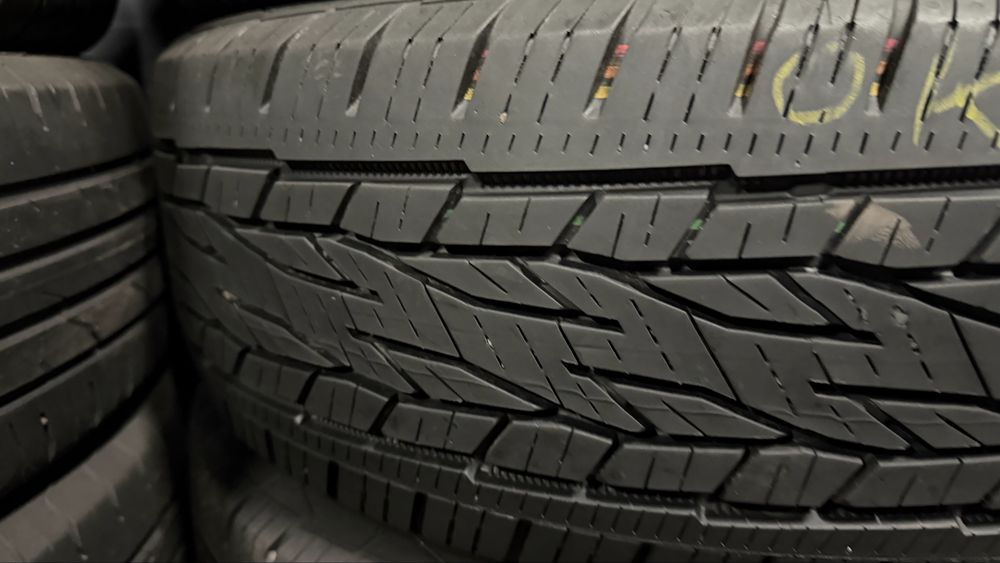 215/65 R16 CONTINENTAL Cross Contact LX2 літні б.в шини склад шин