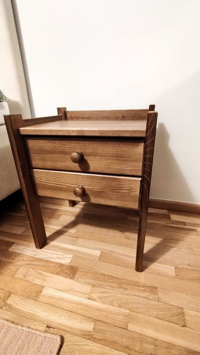 Szafka nocna sosnowoa drewniana