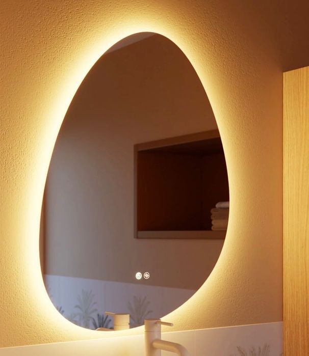 Łazienkowe lustro LED