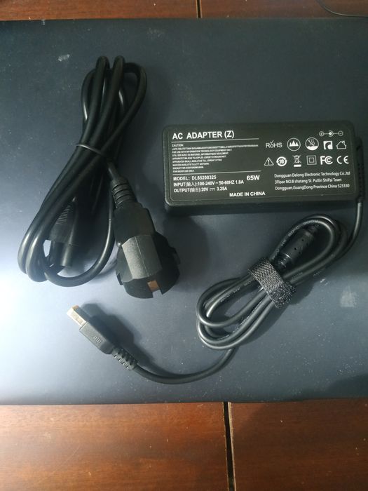 Блок живлення до ноутбука