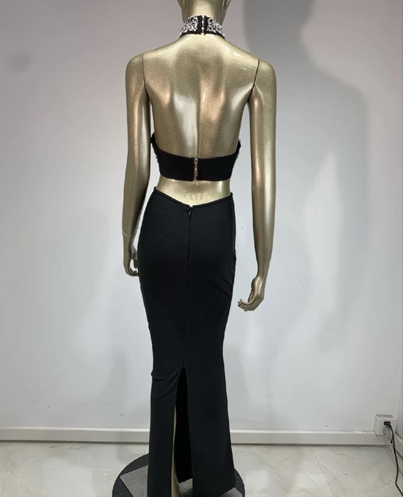 Вечірня сукня.