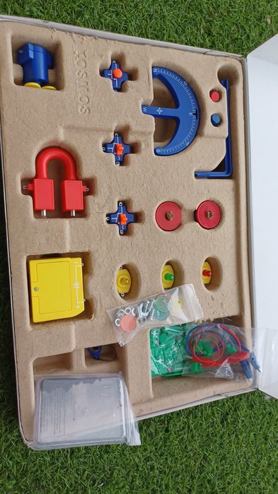 Kosmos Elektro & Co. Eksperymenty doświadczenia elektronika magnes