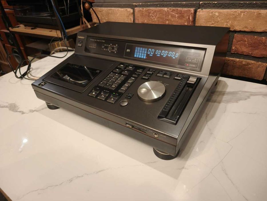 Technics SL-P1200