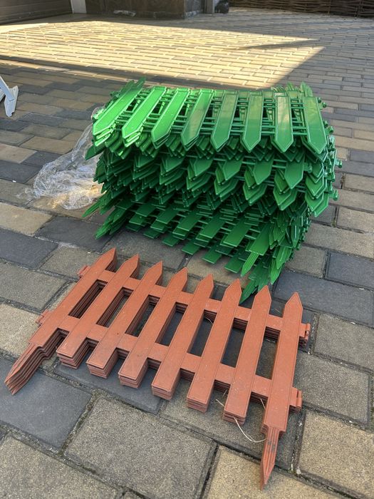 Огорожа пластикова паркан забор
