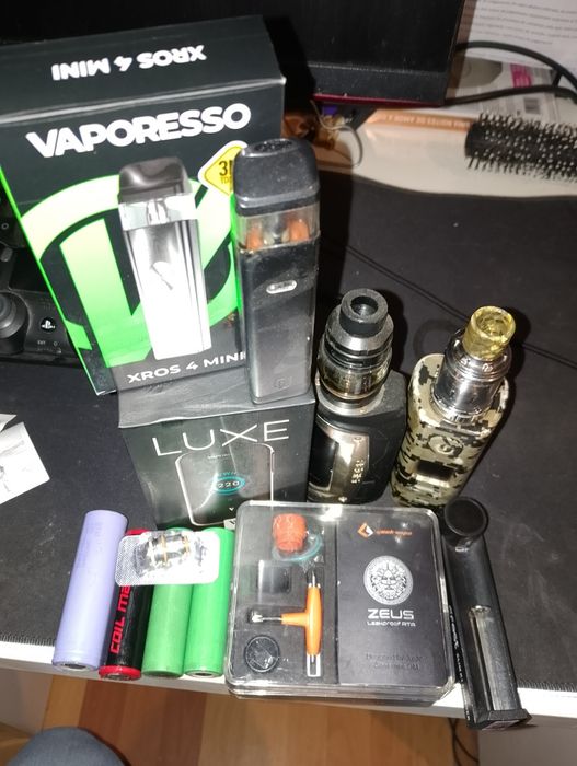 Vapes/cigarros eletrônicos