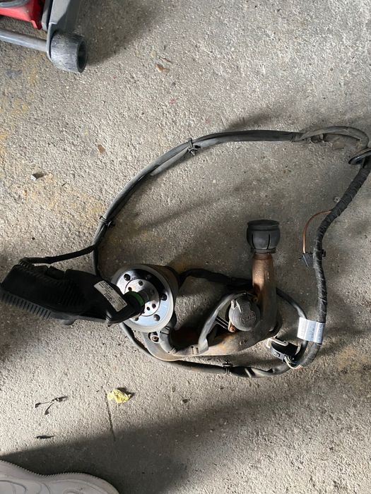 Reboque eletrico carrinha Audi a4