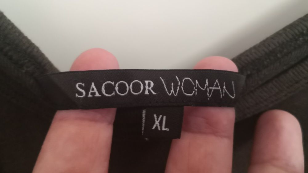 Top castanho XL com Missangas cozidas Marca Sacoor