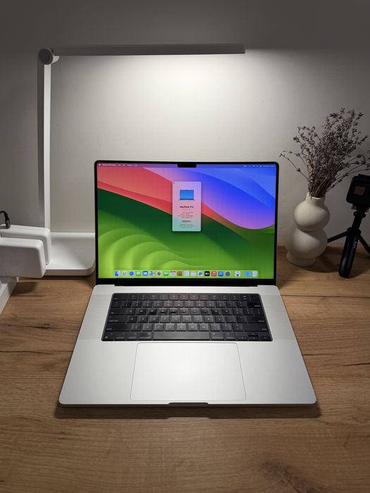macbook pro m3 pro 36 - Купить электронику - Цены на OLX.ua