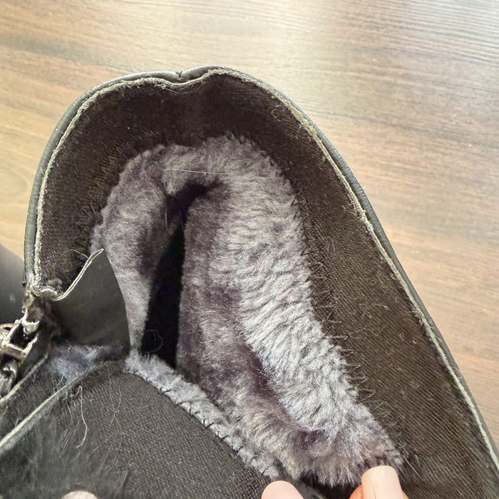 Зимові  чоботи  жіночі