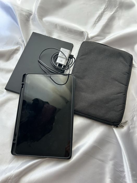 Tablet Samsung S6 Lite + Carregador Original + 2 Capas + S-Pen Original