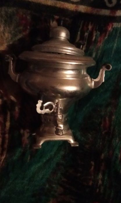 Самовар (декоративний) +ще два самовари