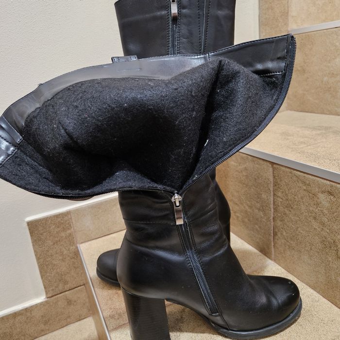 Чоботи зимові жіночі