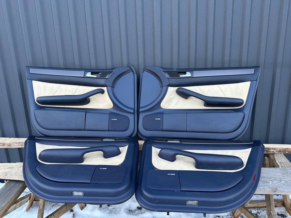 Салон, сидіння, карти ауді а6с5