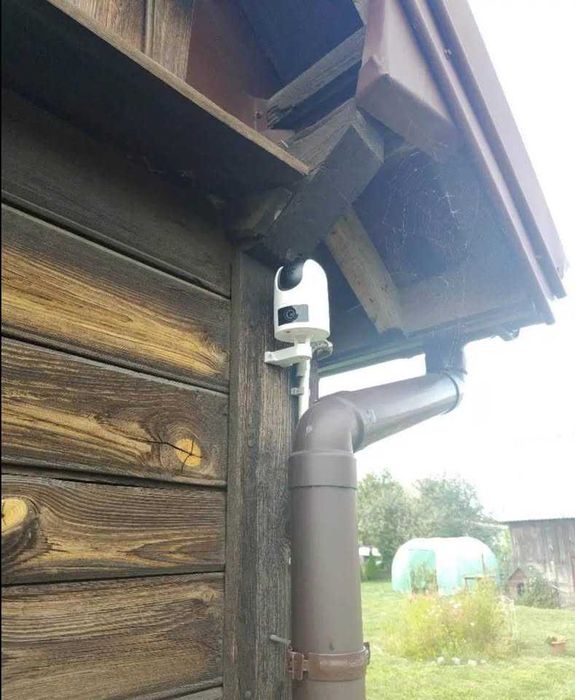 Câmera Wi-Fi 2 lentes - Para parede, teto ou pousar