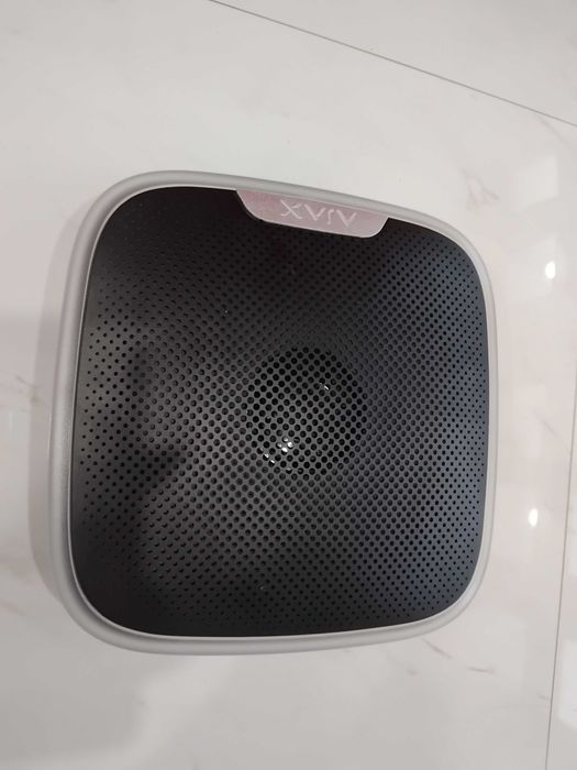 Вулична сирена Ajax StreetSiren black . В стані нової.