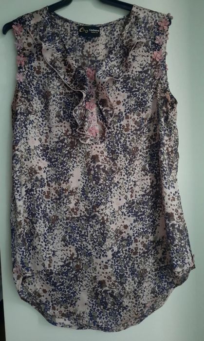 T-shirt com flores
