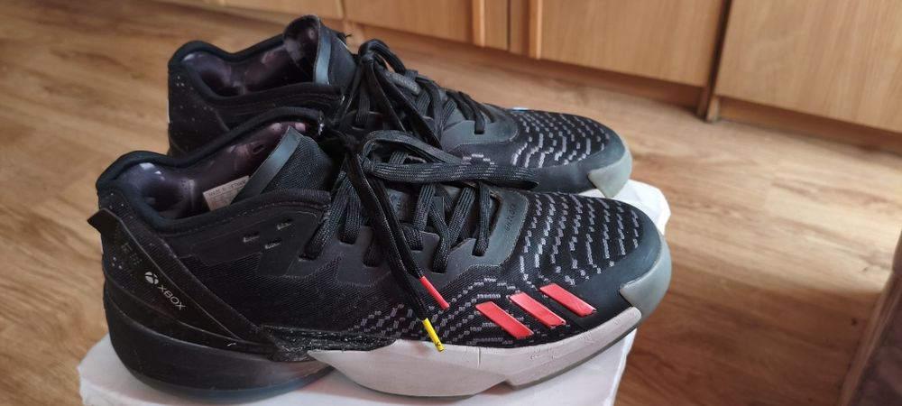 Adidas DON Inssue 4 & Xbox
