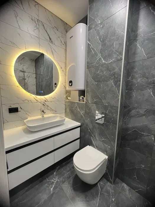 Є-відновлення Центр Города Продам 2 ком. Сталинку 
49 499 $