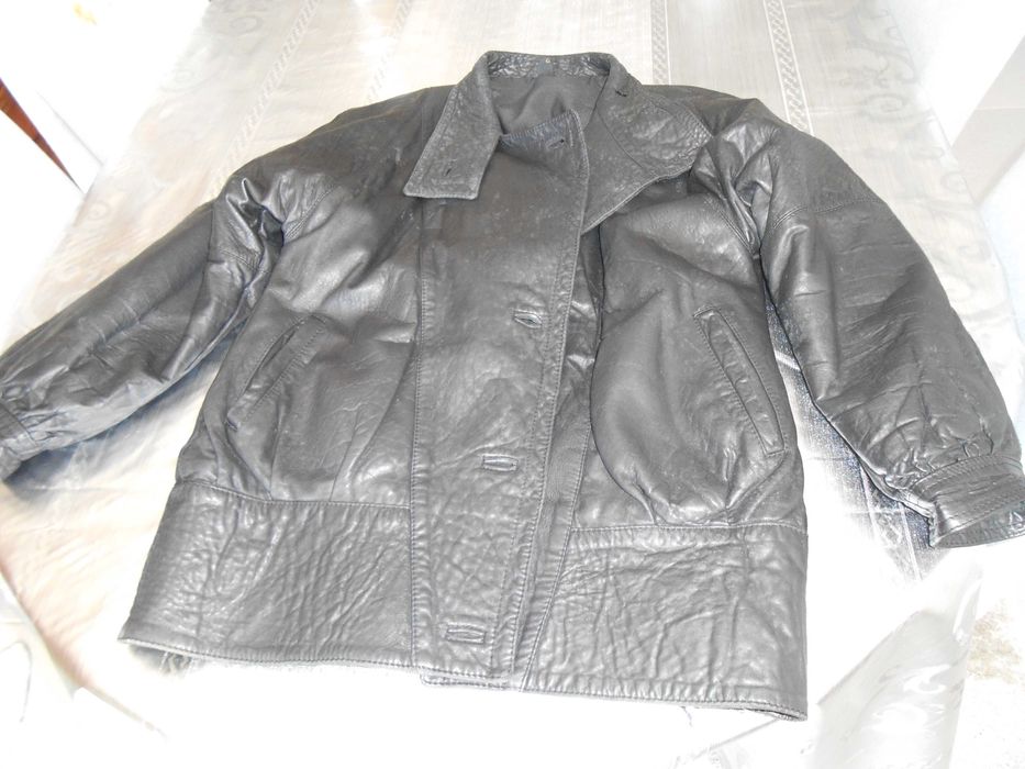 Casaco de senhora em pele genuína