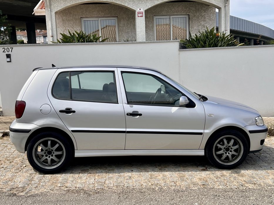 Volkswagen Polo 1.0 AC + Direção Hidráulica | 225 mil km