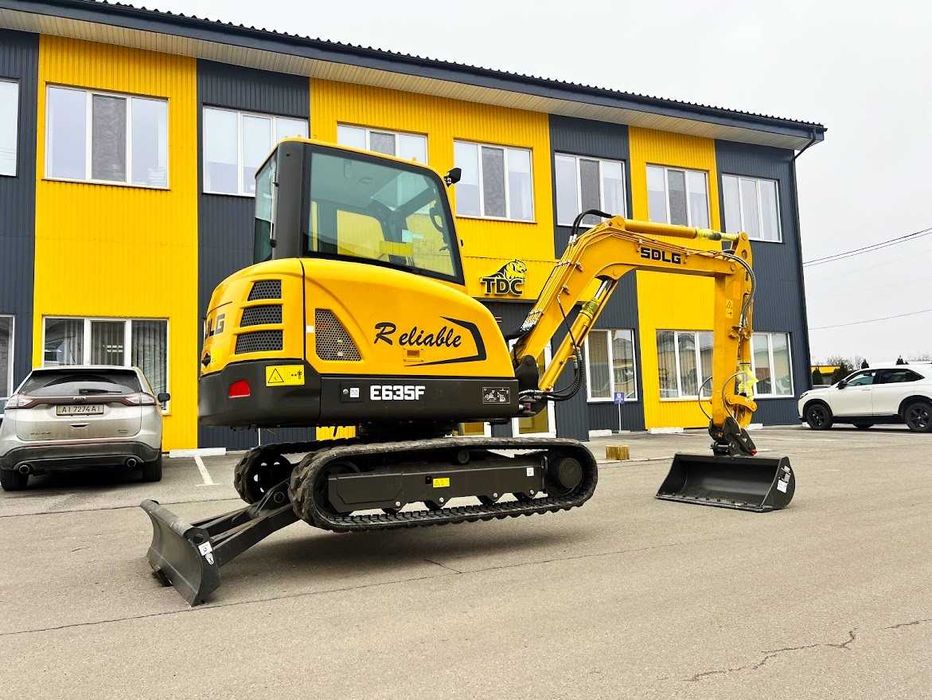 Гусеничний міні - екскаватор моделі E635F SDLG  (VOLVO GROUP)