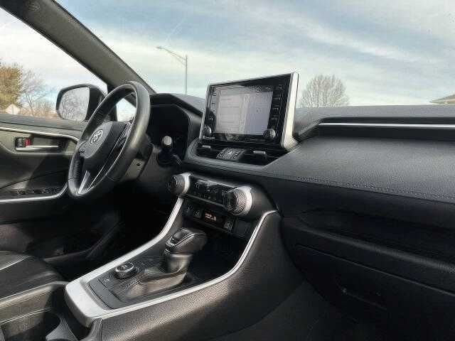 2020 Toyota RAV4 Hybrid XSE