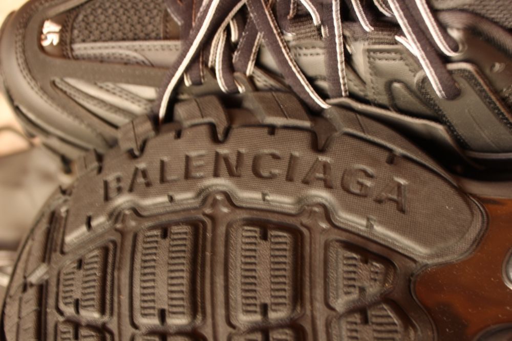 Balenciaga Defender 45 Nowe
