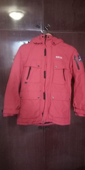 Курточка детская зимняя новая цвет темно красный