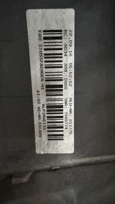 Para choques originais BMW E90 E91 LCI