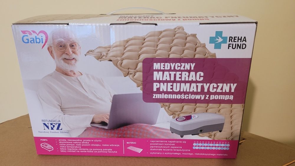 Materac medyczny  przeciwodleżynowy, pneumatyczny zmienościowy z pompą