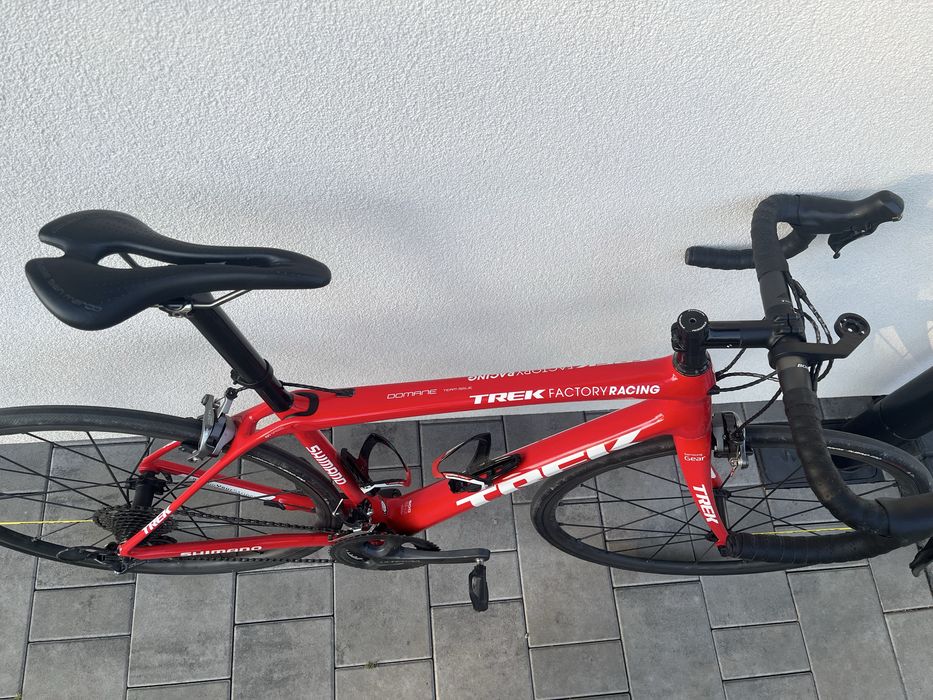 Rower szosowy TREK Carbon wraz z zapasowymi kołami