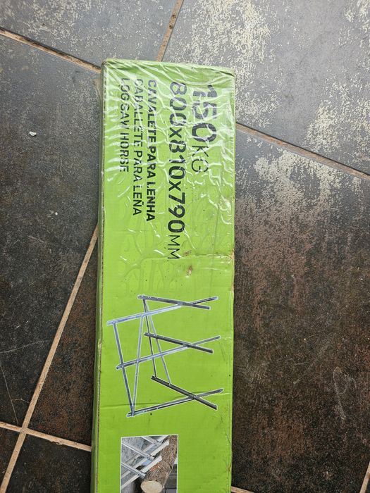 Cavalete novo para cortar lenha