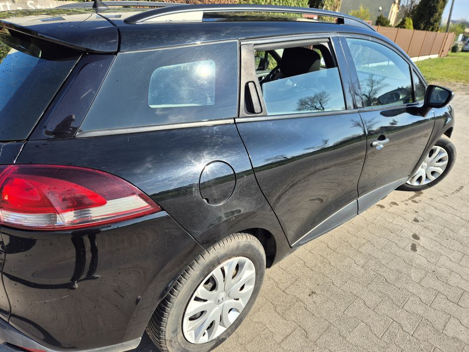 RENAULT clio 2017rok.