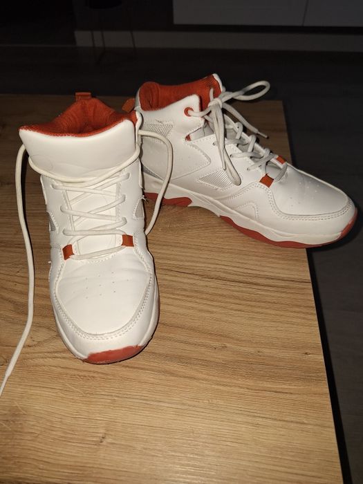 Buty koszykarskie Reserved