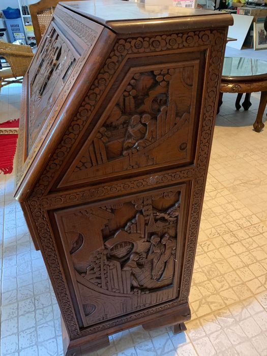 Móvel madeira garrafeira